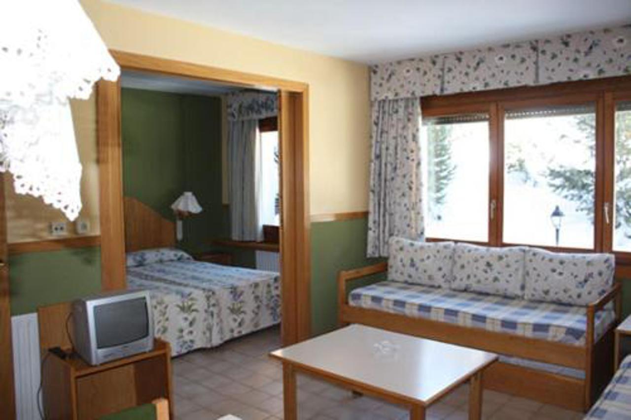 Apartamentos Solneu Baqueira Beret Eksteriør billede