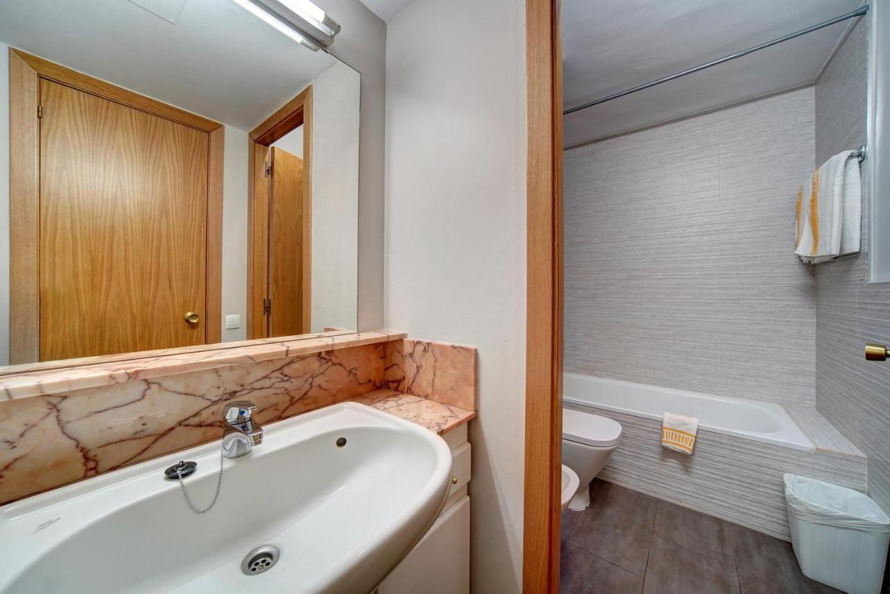 Apartamentos Solneu Baqueira Beret Eksteriør billede